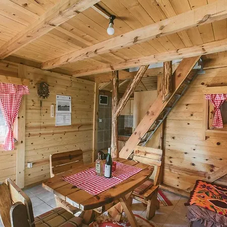 Koliba Ikica I Mikica Chalet
